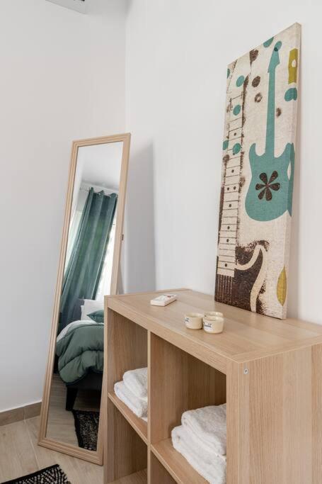 Brand New Bright Modern 6bdr Apt-1min To Acropolis