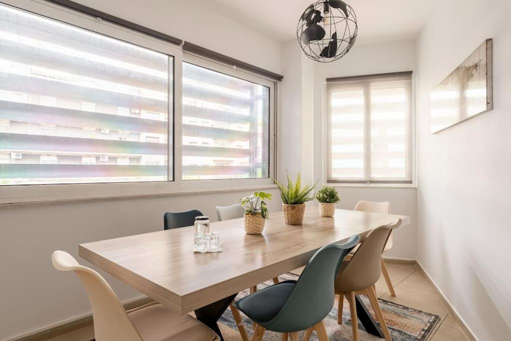 Brand New Bright Modern 6bdr Apt-1min To Acropolis 公寓
